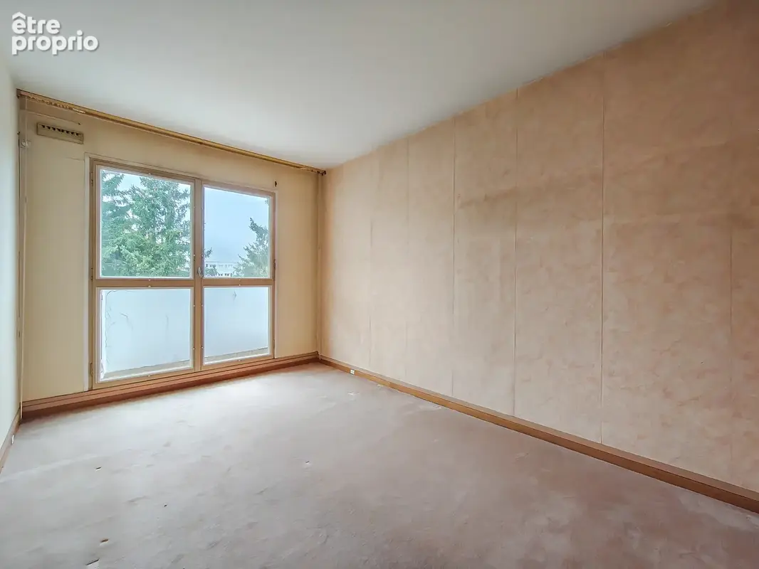 Appartement F3 à rénover aux ébisoires - photo 5