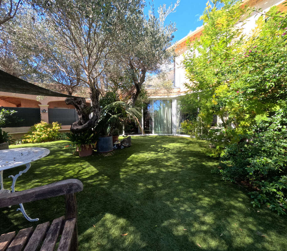 Appartement à LA FARLEDE