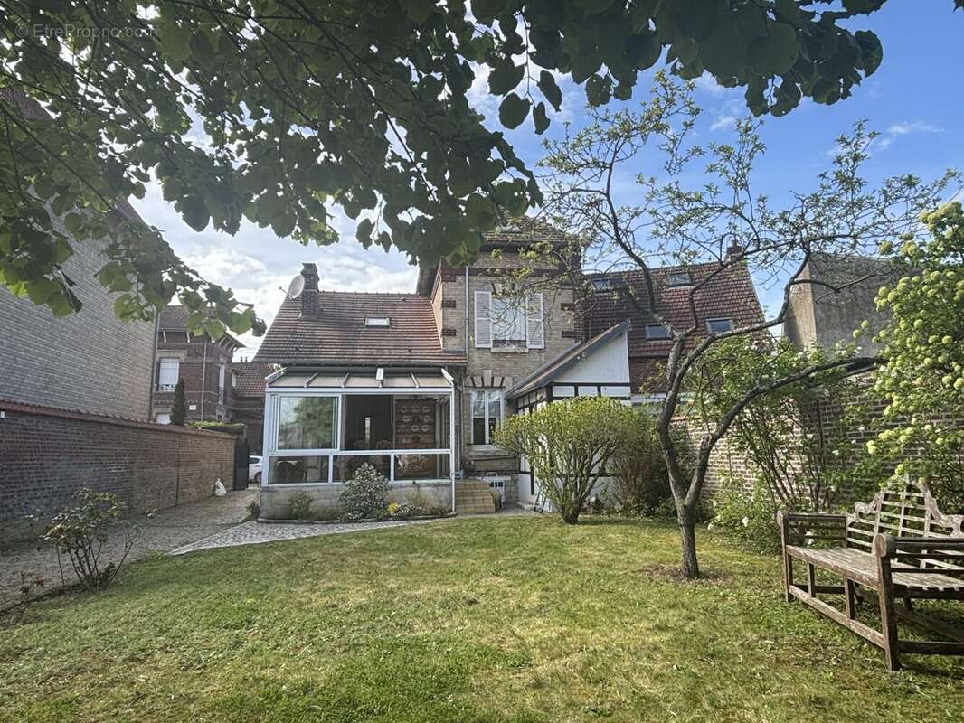 Maison à COMPIEGNE