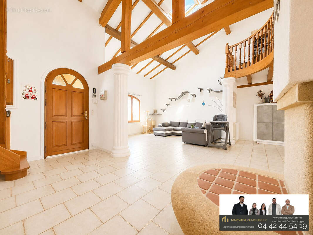 Maison 160 m² à Fos-Sur-Mer  - photo 6