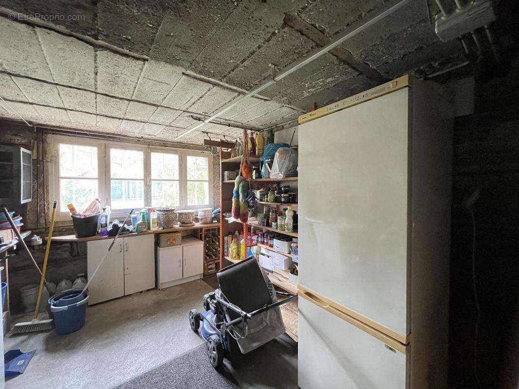 Maison à VERRIERES-LE-BUISSON