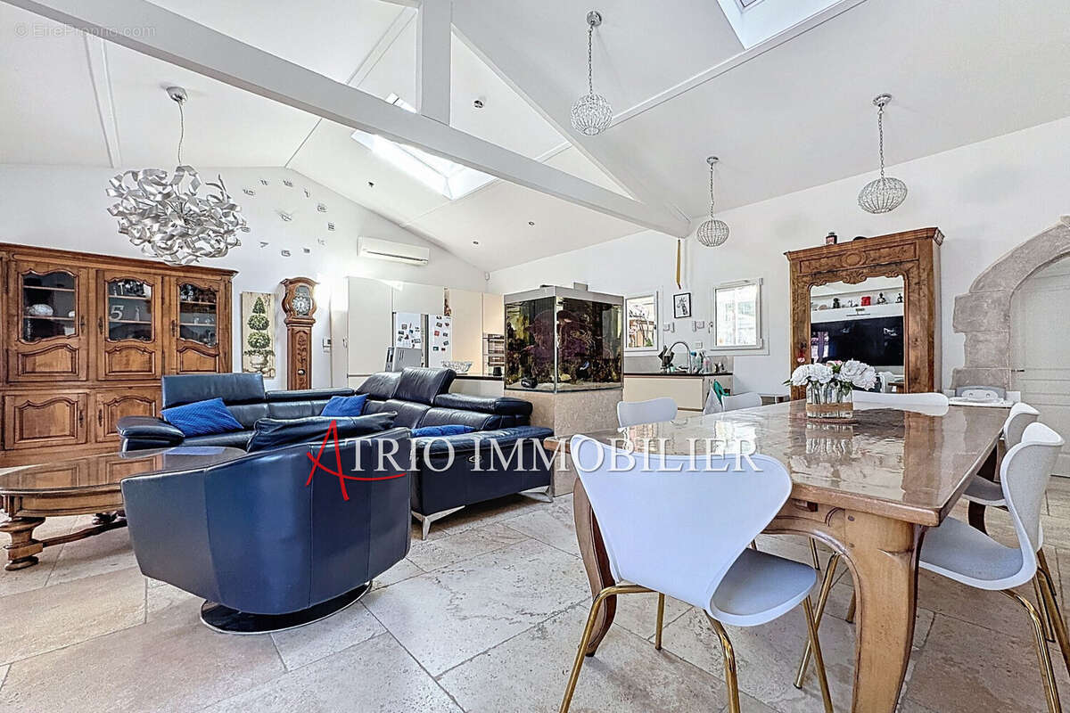 Maison à CAGNES-SUR-MER