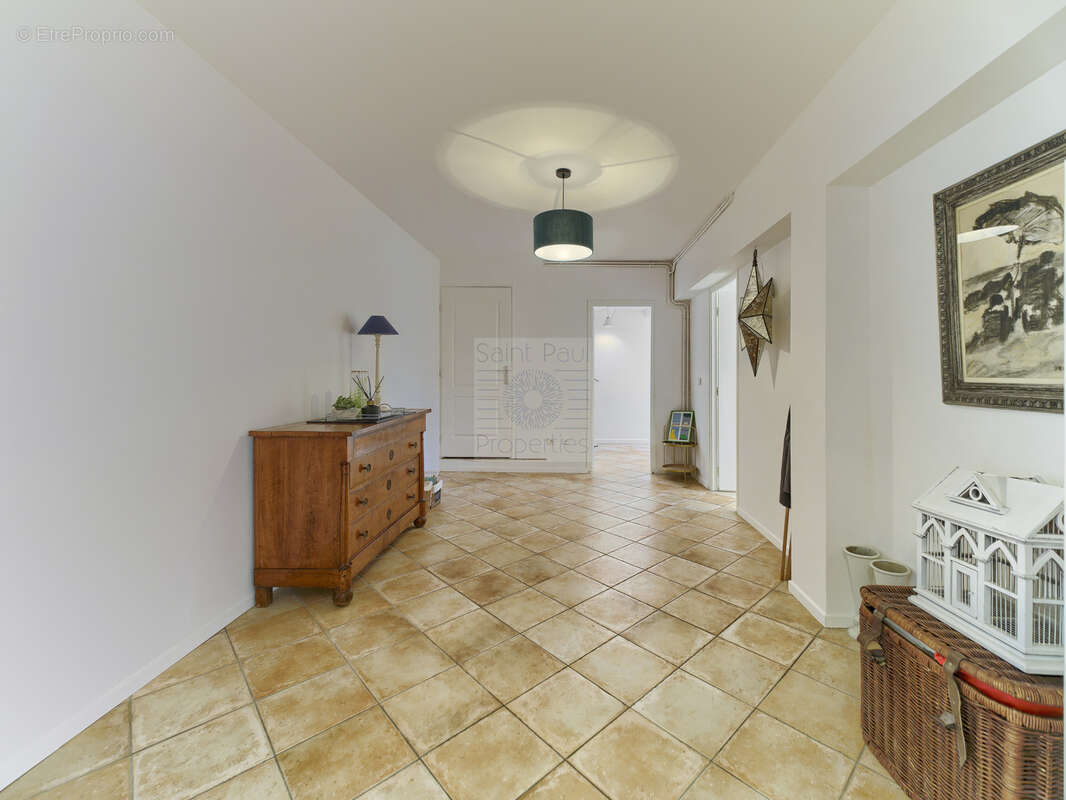 Maison à LA COLLE-SUR-LOUP