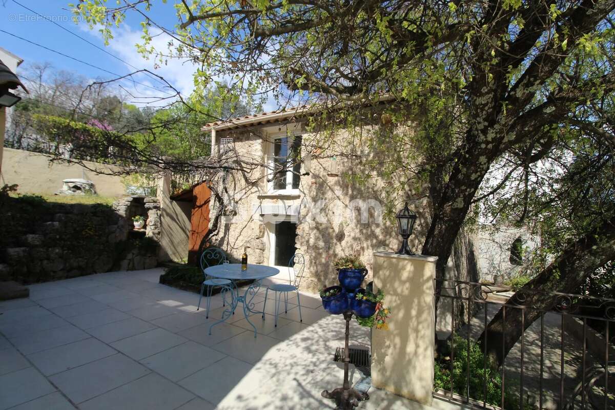 Maison à SAINT-PAUL-EN-FORET