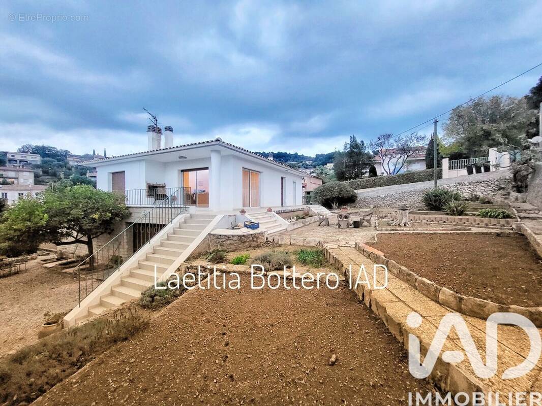 Photo 1 - Maison à OLLIOULES