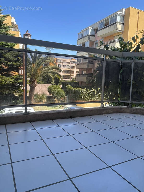 Appartement à MANDELIEU-LA-NAPOULE