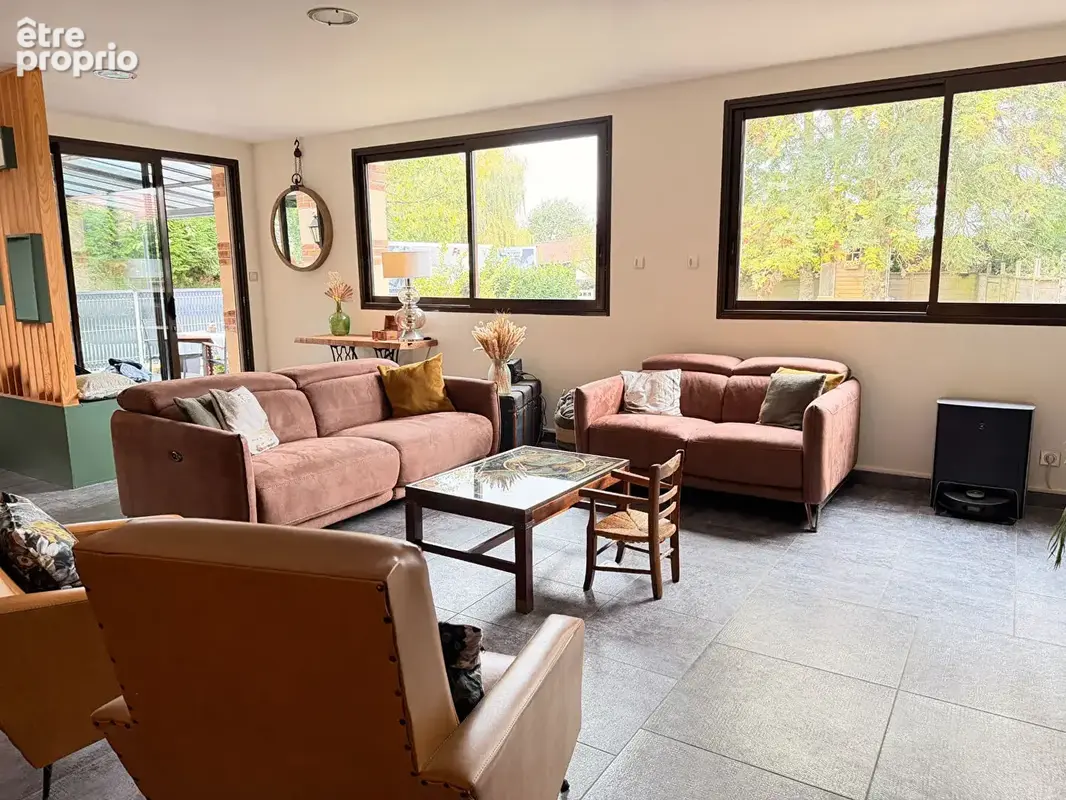 Pavillon familial de 182 m²  - 5 chambres - sous-sol complet - photo 3