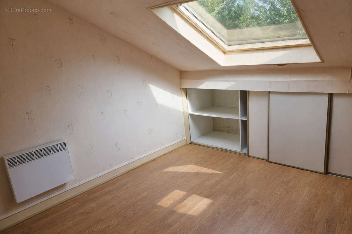 Maison 136 m² - 5 chambres - jardin - sous-sol - rouen mont gargan - photo 9