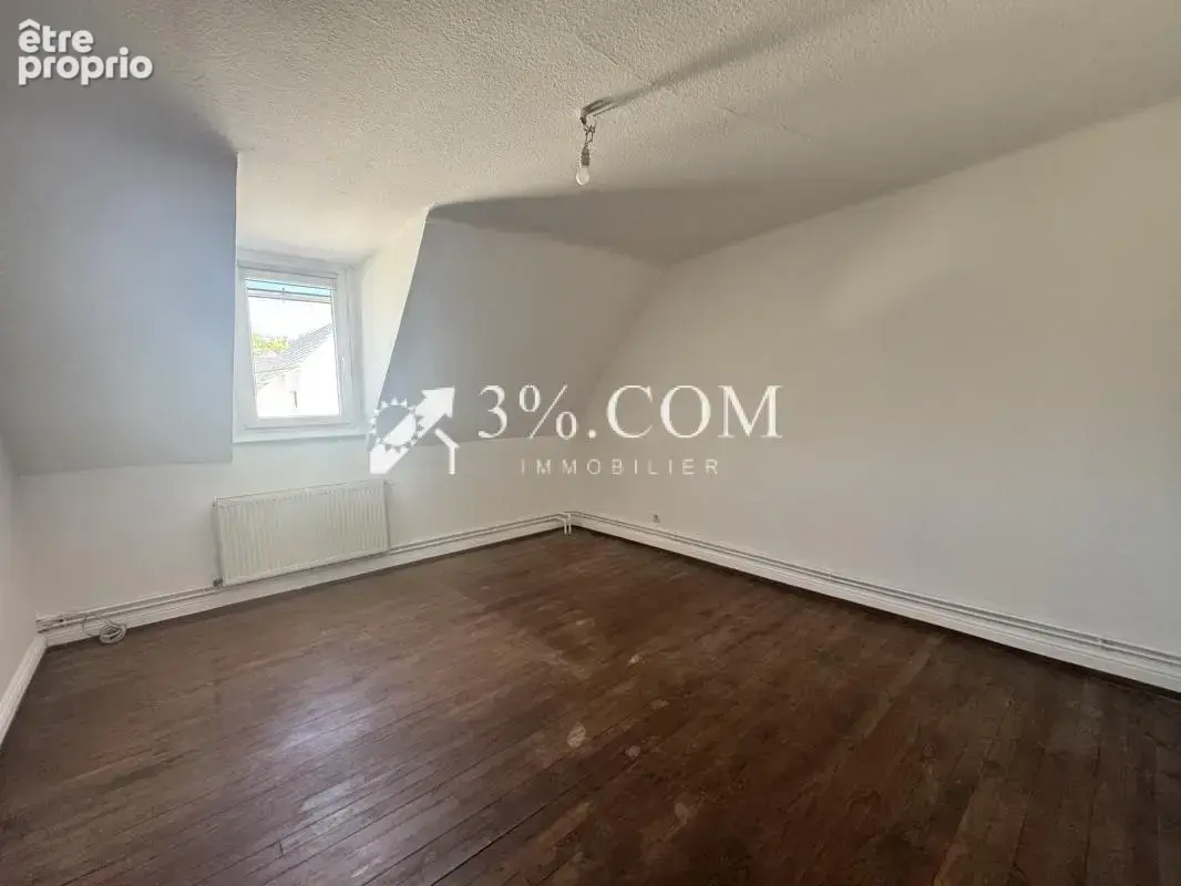 3%COM Grand triplex F5 de  156m2 au sol avec 4 chambres - photo 3