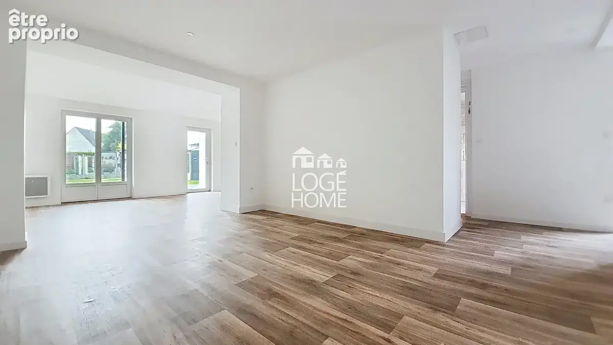 Séjour de 34m² espace salle à manger - Maison à MONTIGNY-EN-GOHELLE