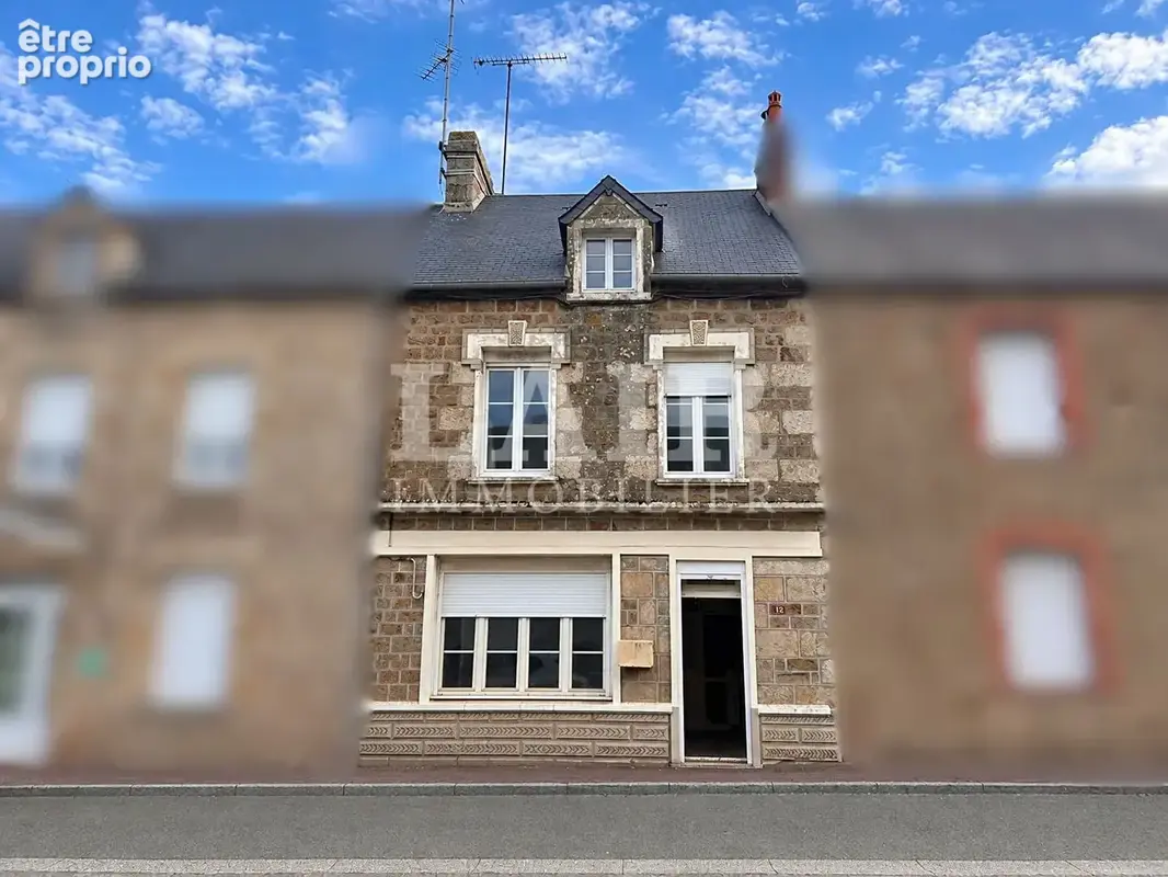 Maison de bourg à vendre à Céaucé - Ref O15794 - photo 1