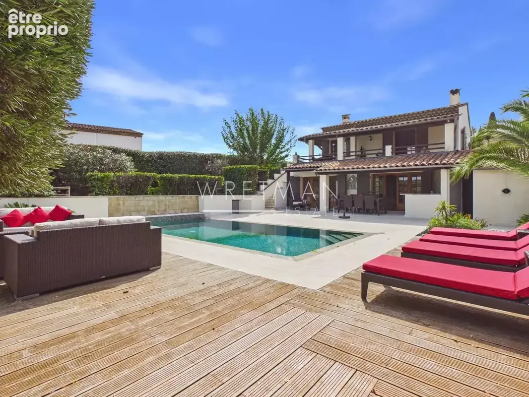 Charmante villa à deux pas du village de Valbonne - photo 2