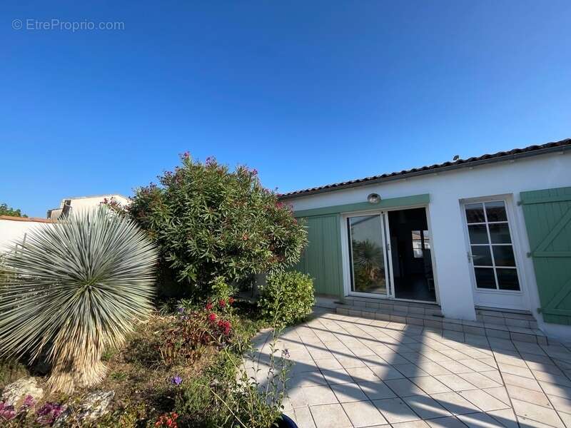 Maison à LE BOIS-PLAGE-EN-RE