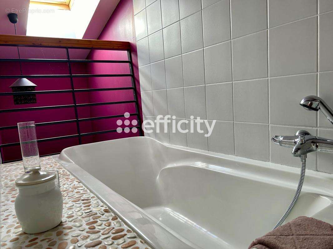 Maison à NIEULLE-SUR-SEUDRE