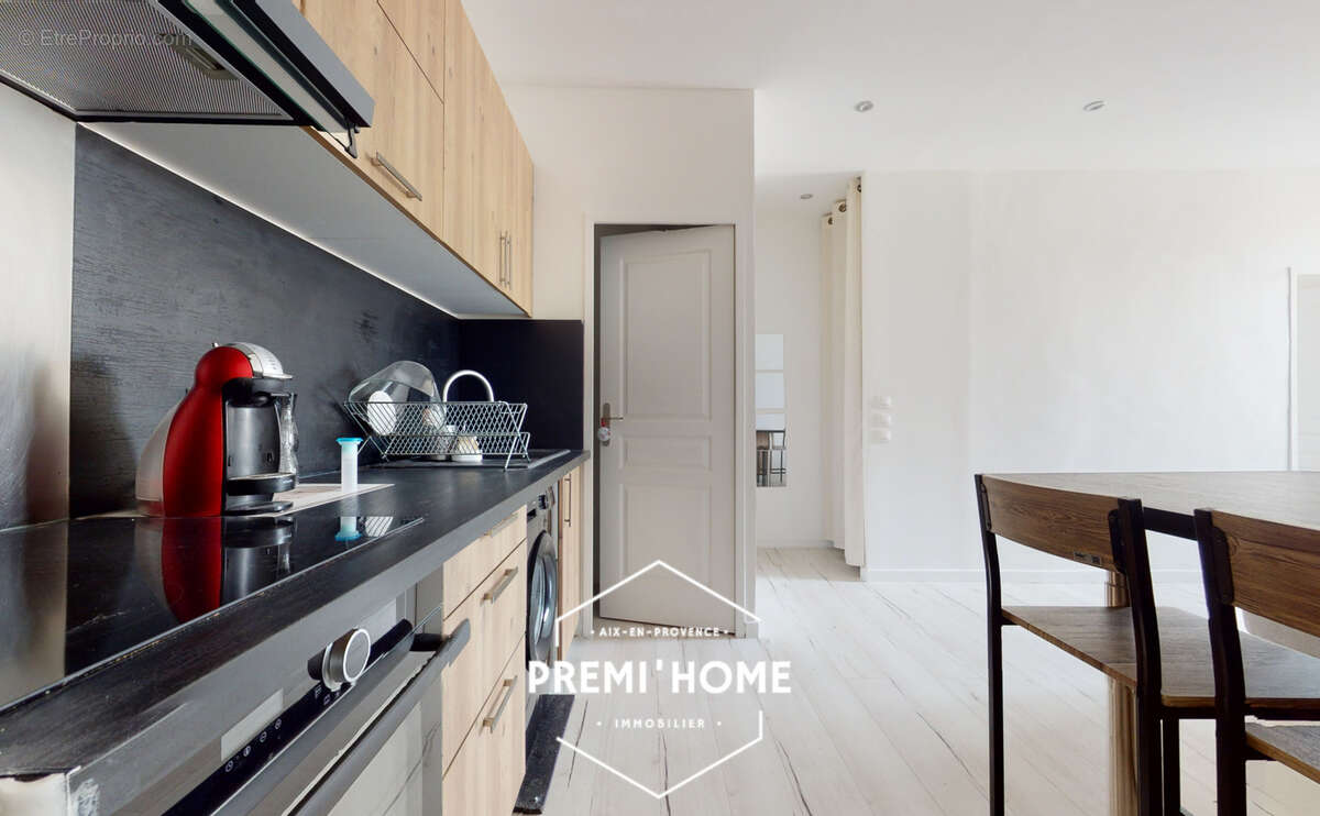 Appartement à MARSEILLE-7E