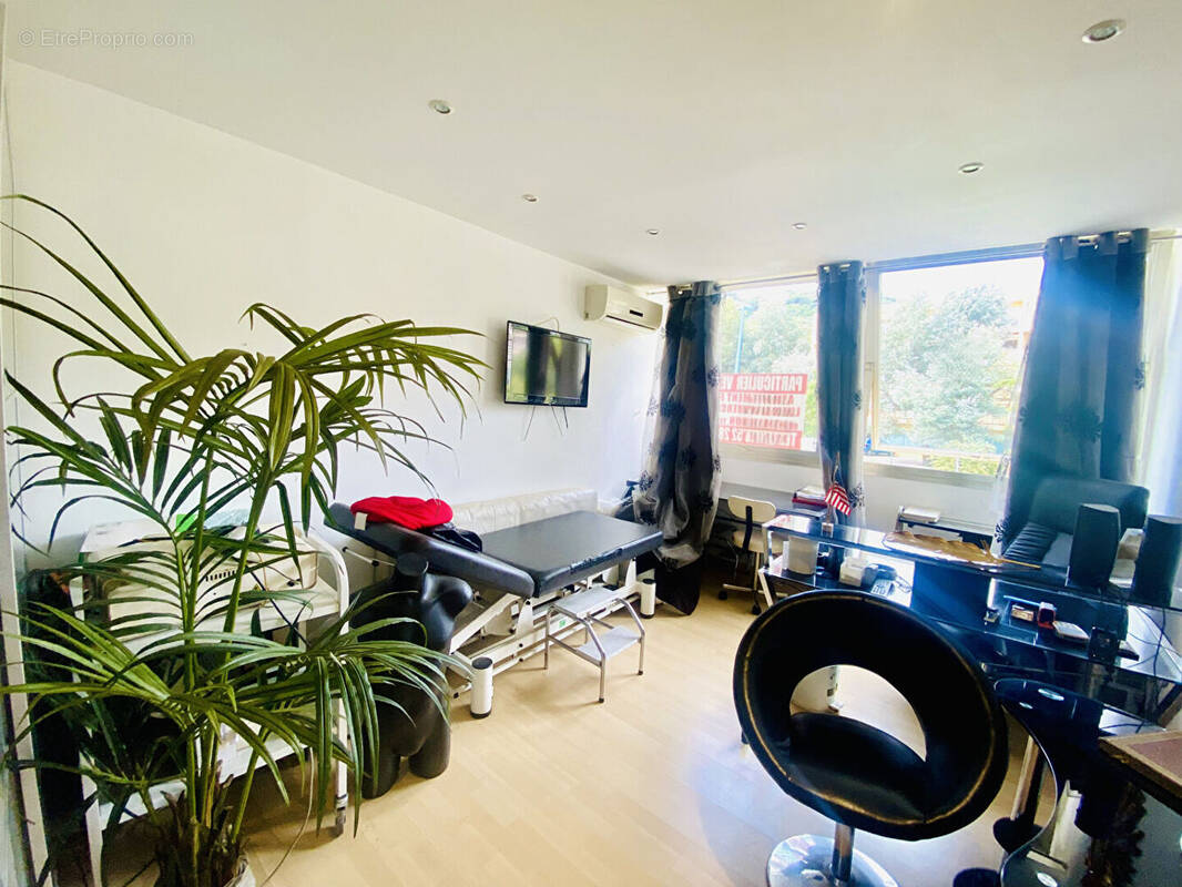 Autre à MANDELIEU-LA-NAPOULE