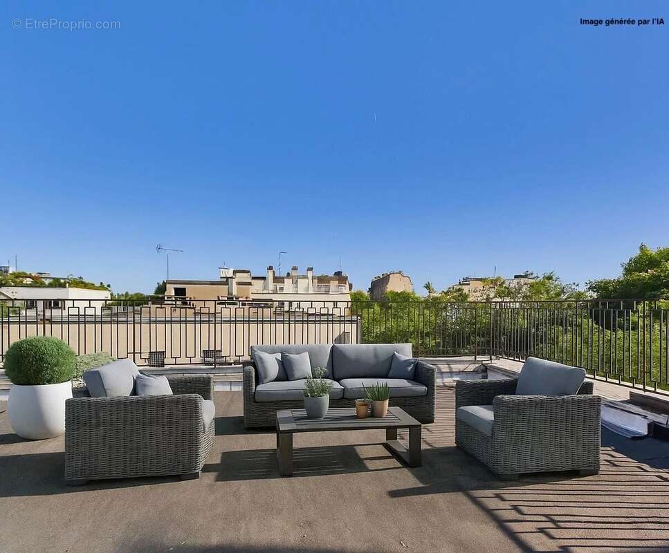 Appartement à NEUILLY-SUR-SEINE