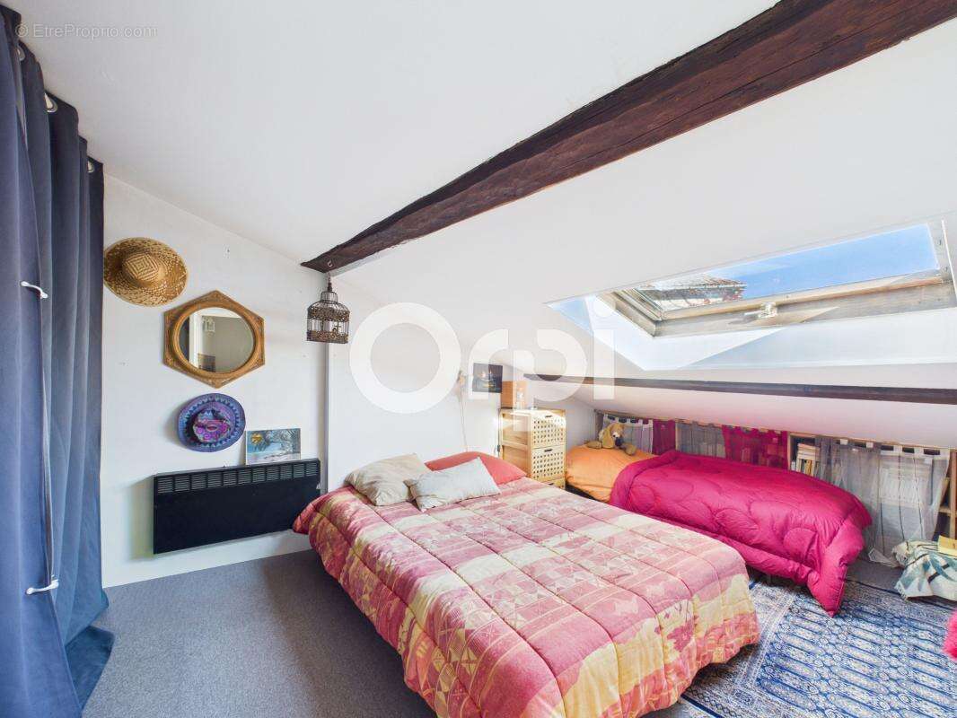 Appartement à TOURRETTES
