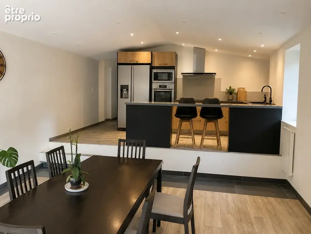 Maison avec dépendances et piscine - photo 8