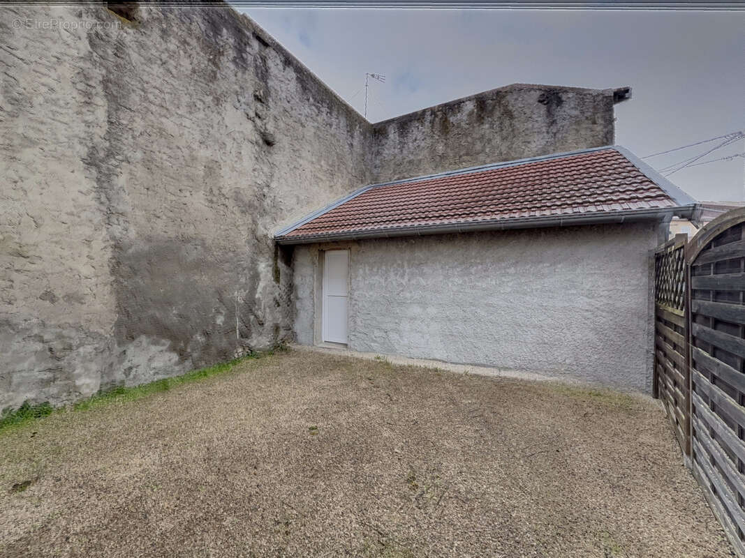 Maison de village, martigny les bains - photo 7