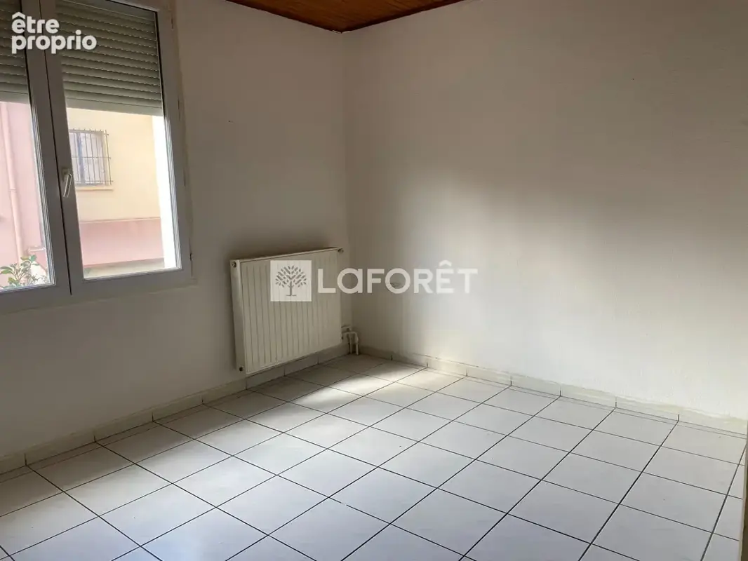 PERPIGNAN Maison de ville divisée en 2 appartements - photo 14