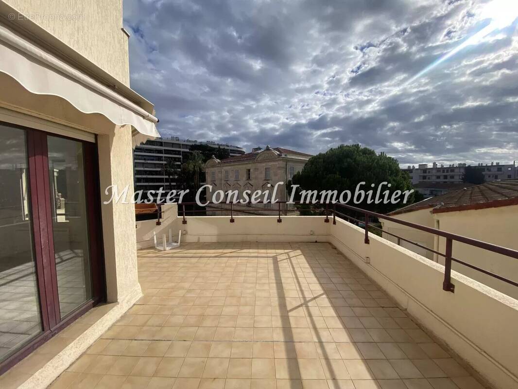 Appartement à CANNES