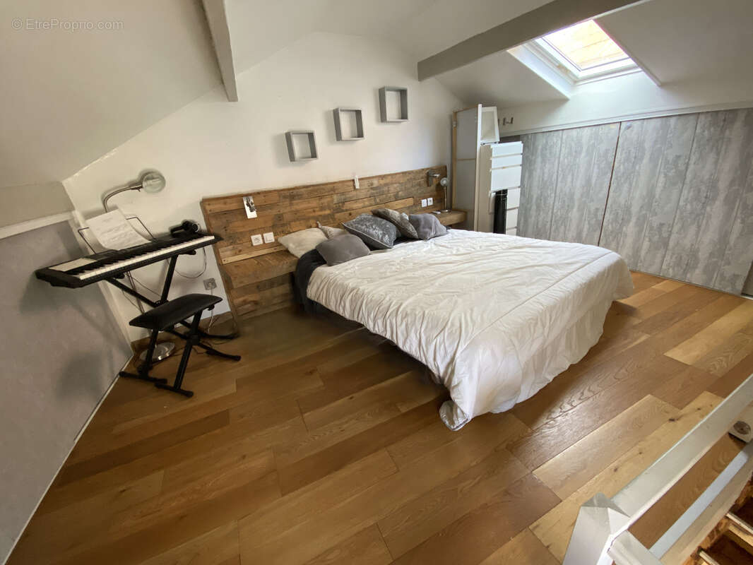 Appartement à LA VILLE-DU-BOIS