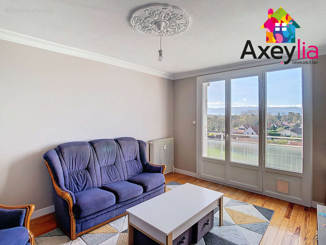 Appartement à RIORGES