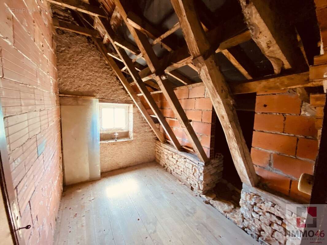 Maison à ISSENDOLUS