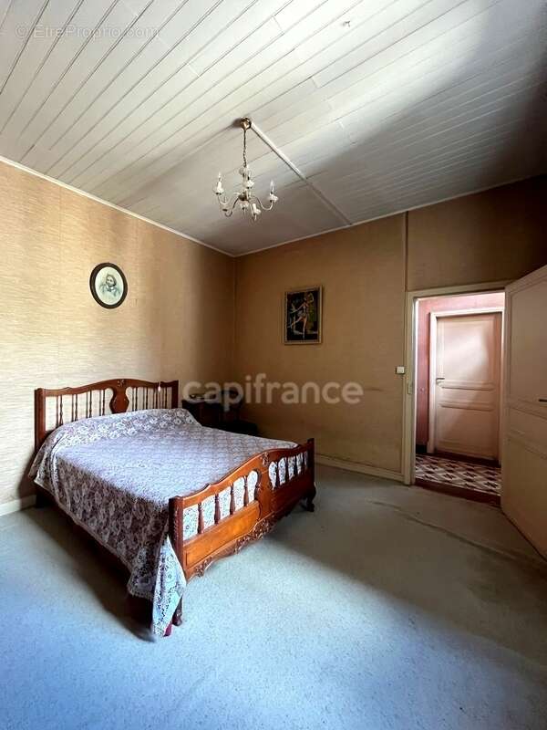 Maison de ville à rénover, plain-pied, 4 pièces avec studio attenant et dépendance, à 5 mn du centre de CONDOM (32) - photo 14