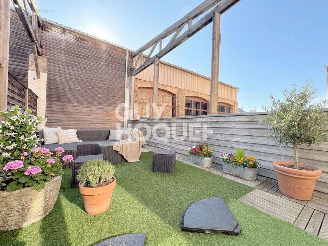Appartement - ELBEUF - 78m² - terrasse - place de parking privative - photo 7