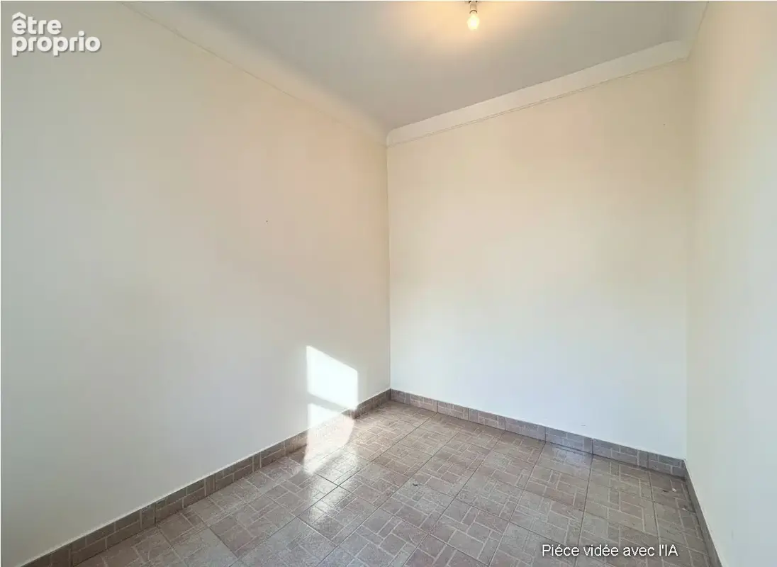 Maison de ville avec beau potentiel au cœur de Montesson - photo 6