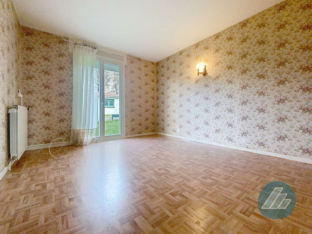 Maison à CRECY-EN-PONTHIEU