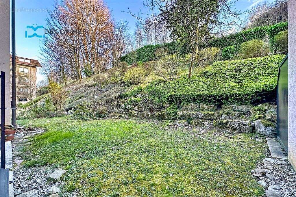 Appartement à EVIAN-LES-BAINS