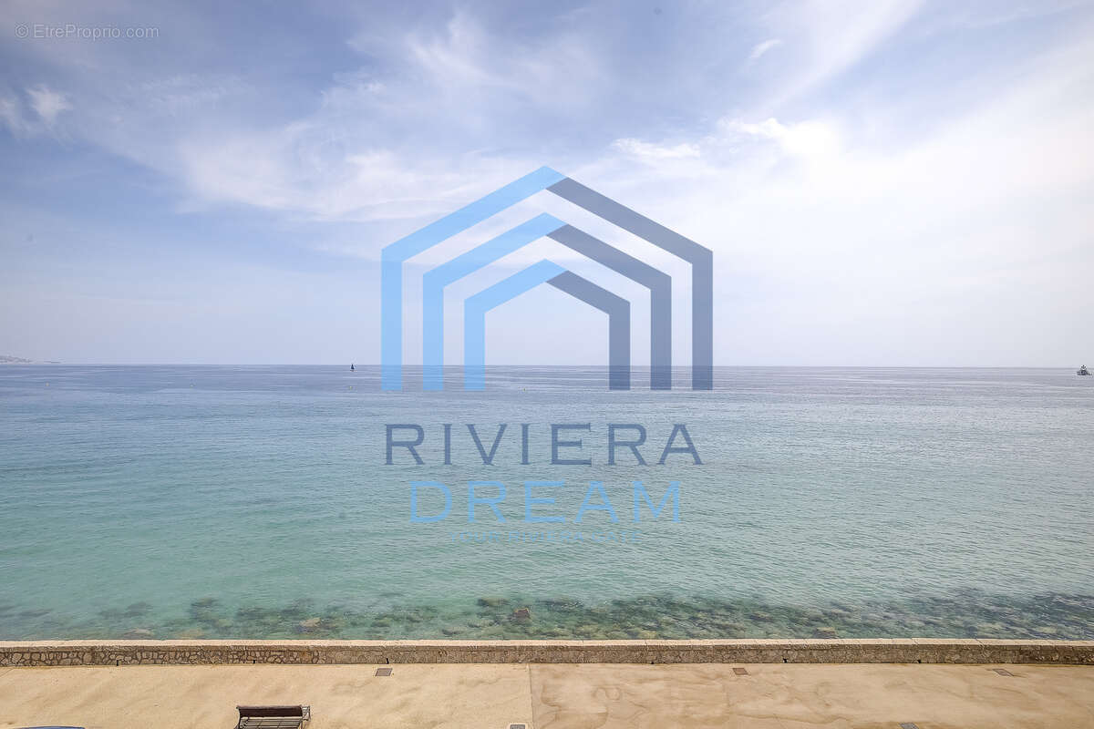 MENTON - Face a la mer, appartement type 3 avec terrasse, cave et parking. - photo 7