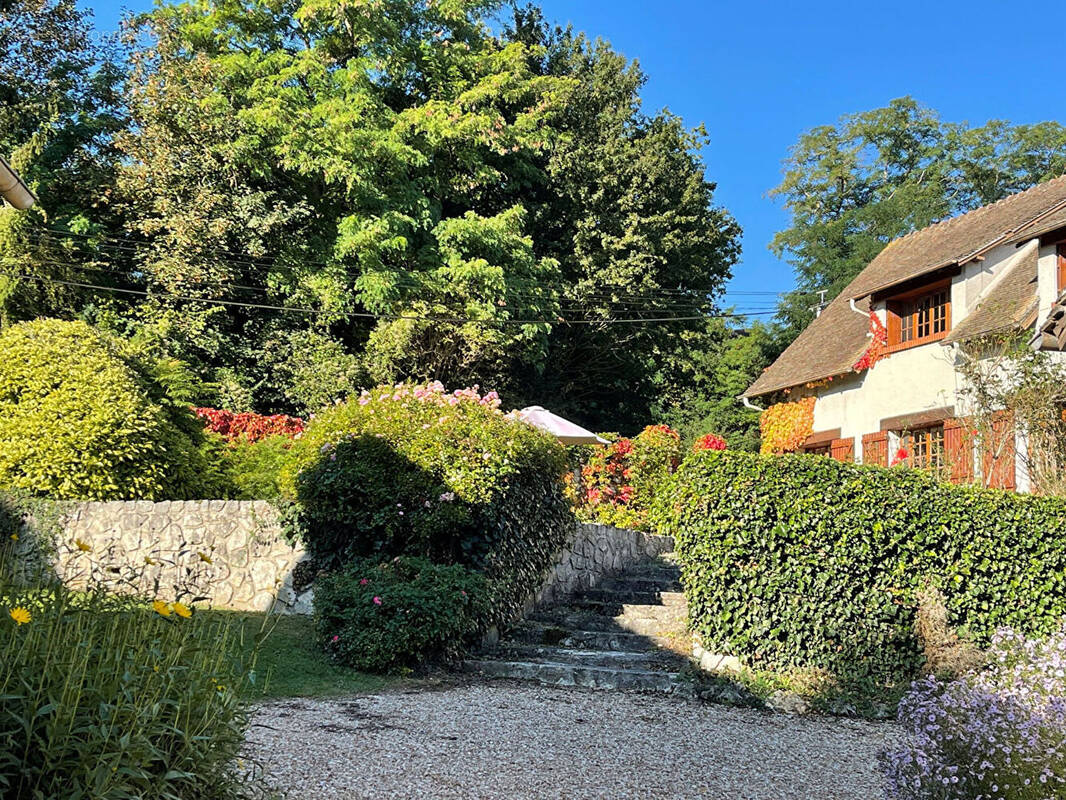 Maison à HOUDAN