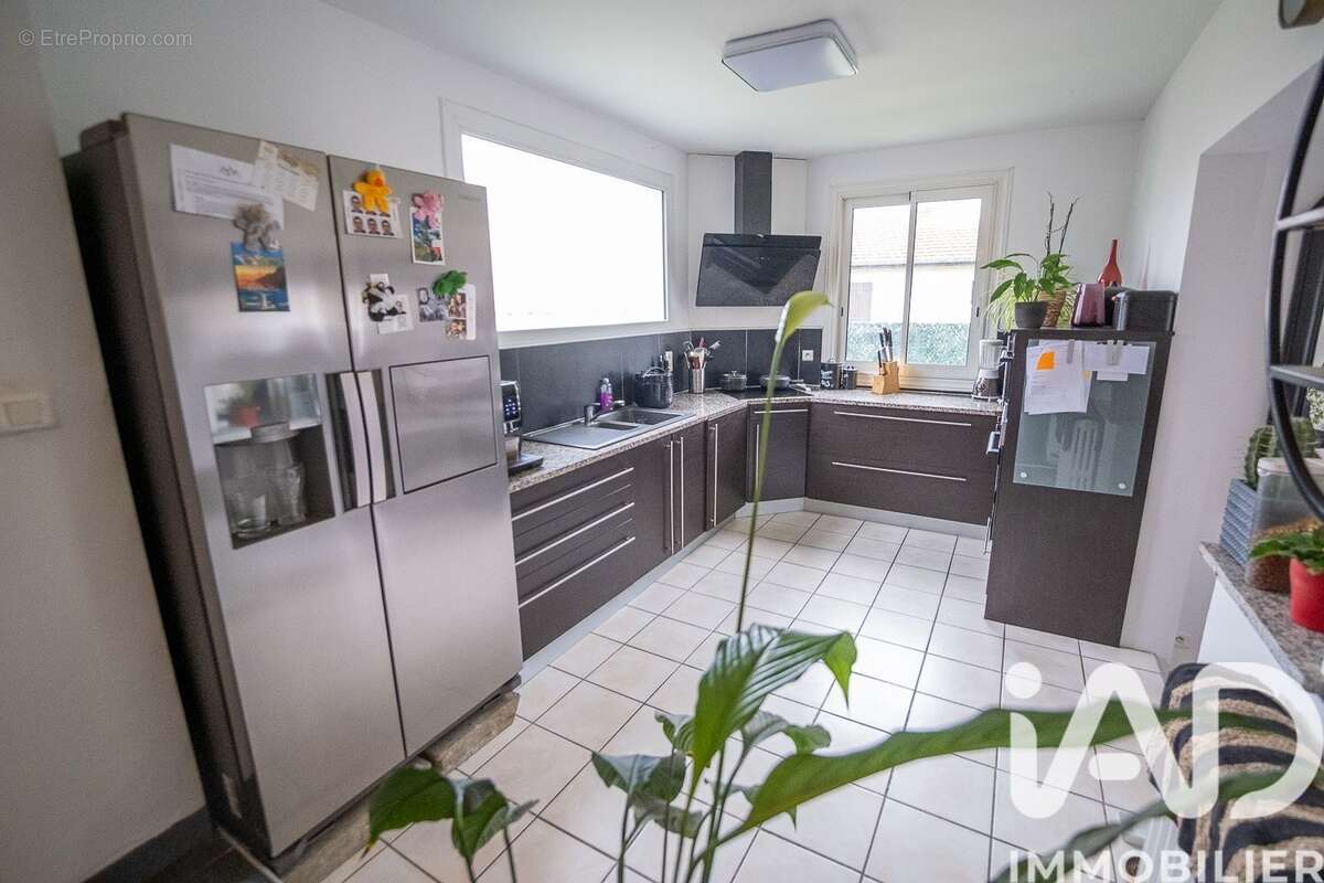 Maison 131 m² à Tarbes  - photo 5
