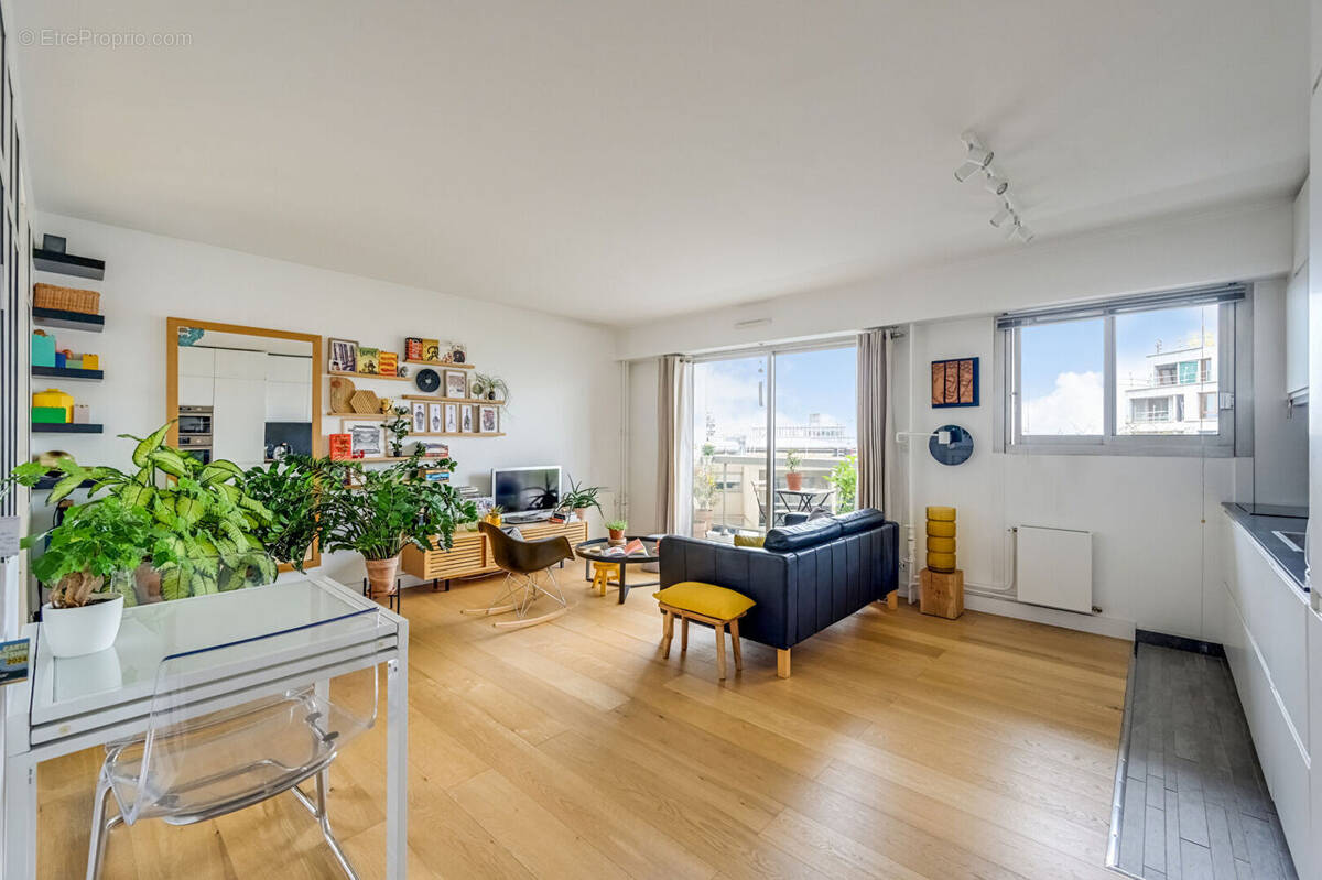 Appartement à PARIS-12E
