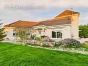 Maison à SAINT-MAURICE-EN-RIVIERE