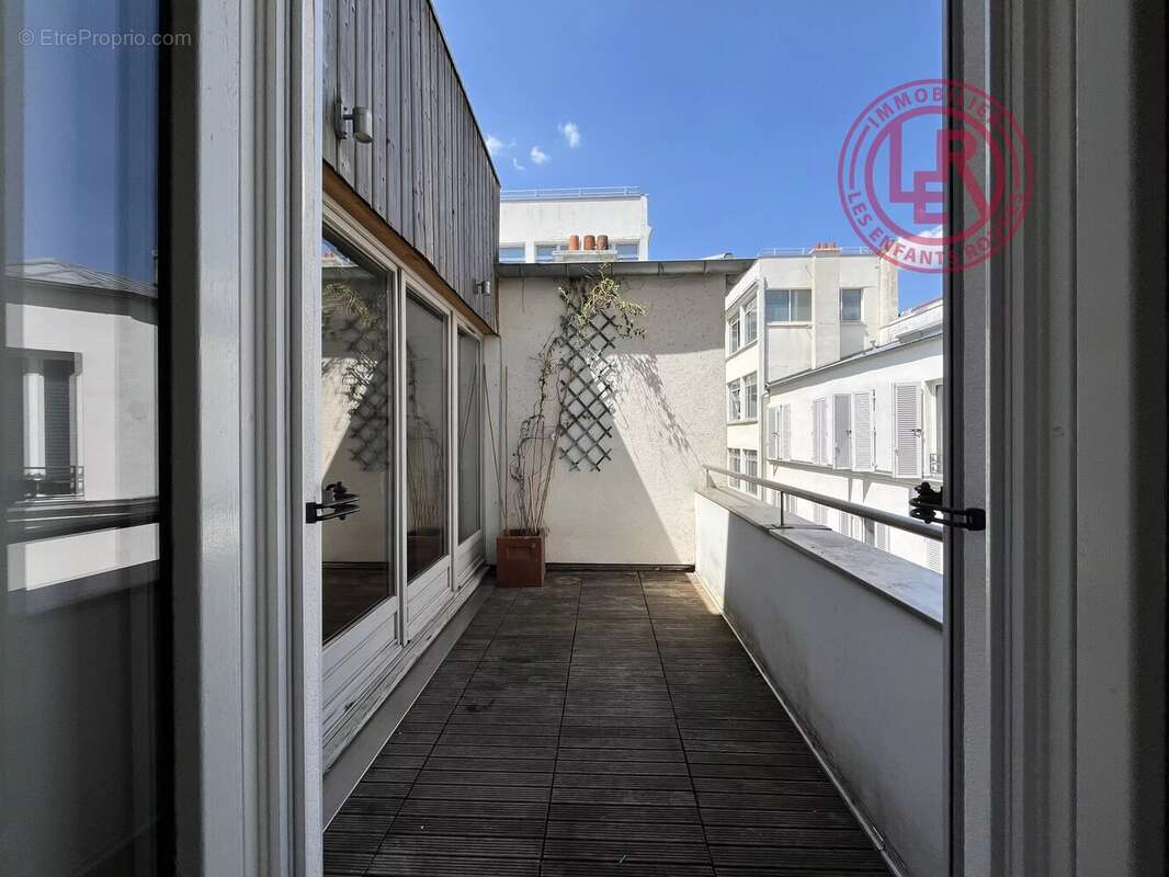 Appartement à PARIS-11E