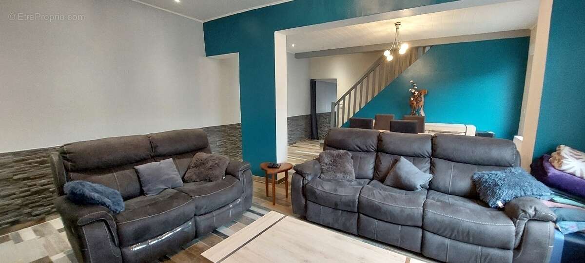 Maison à BRUAY-LA-BUISSIERE