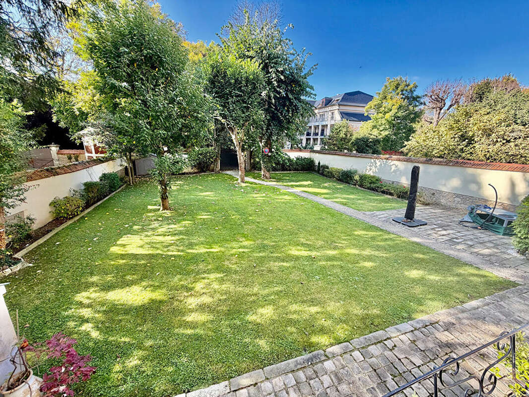 Appartement à VERSAILLES