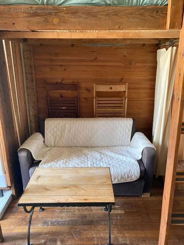 Appartement à PARIS-14E