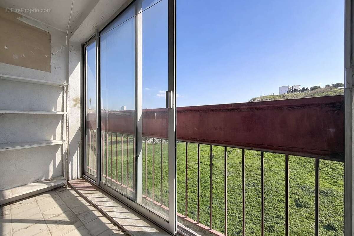 Appartement à MARSEILLE-15E