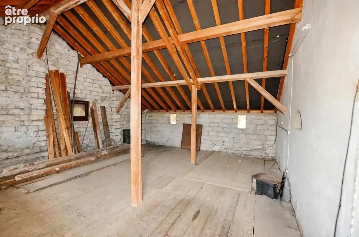 Maison mitoyenne de 168 m² avec dépendance de 180 m² - photo 16