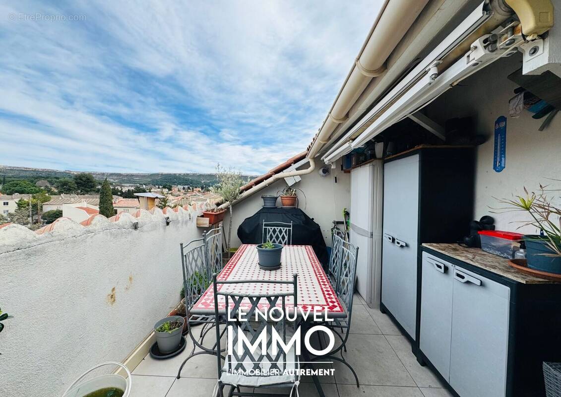 Appartement à ROGNAC