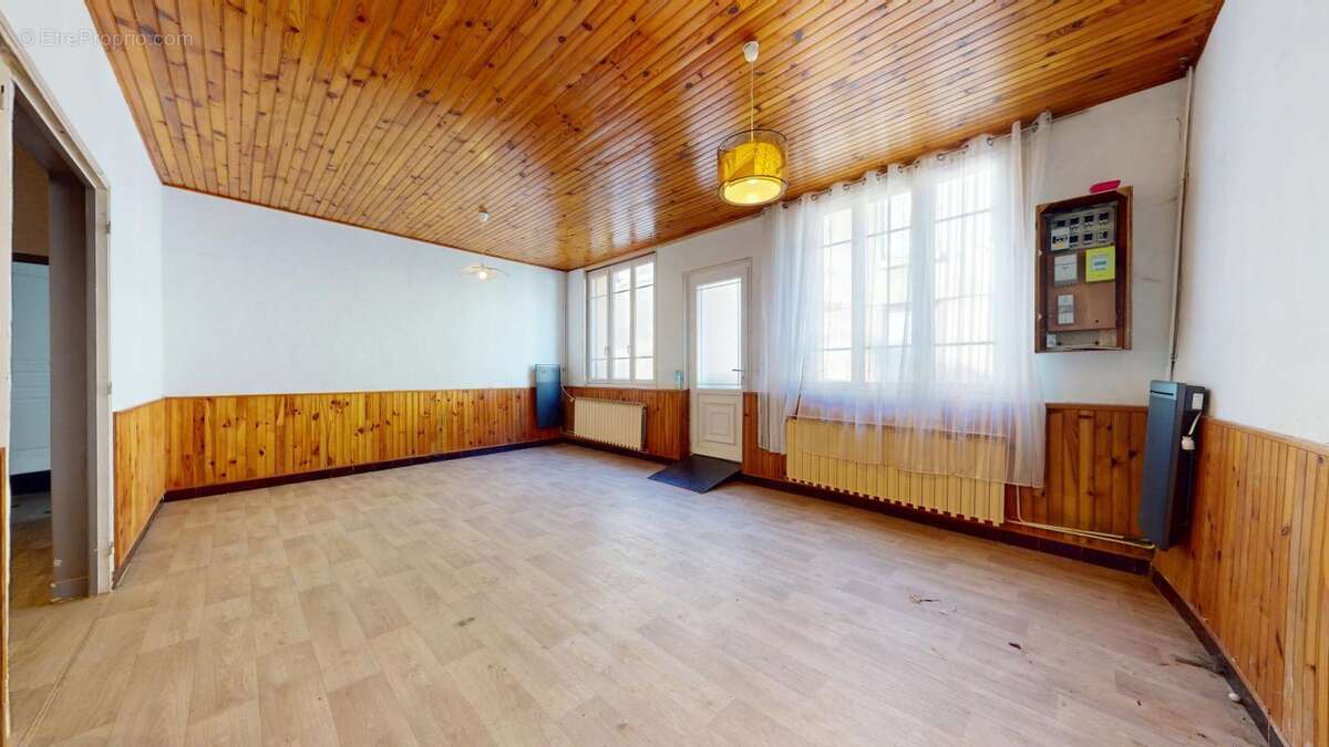 Maison à BEAURIEUX