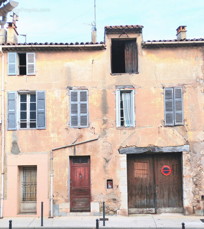 Maison à BRIGNOLES