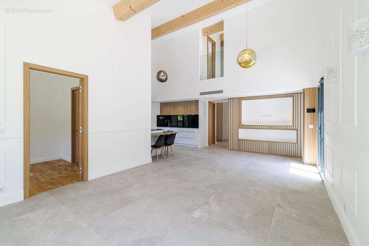 Maison à LEVENS