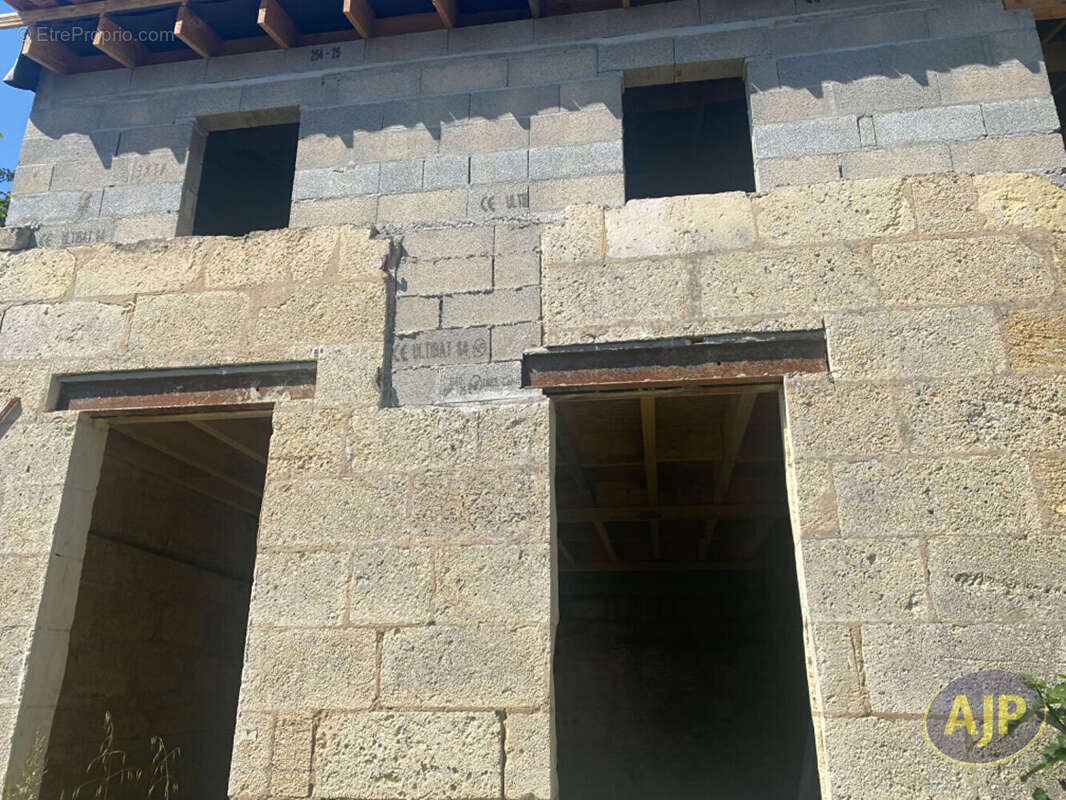 Appartement à PEUJARD